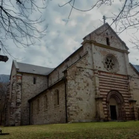 Jada Vendeghaz ベーラパットファールヴァ