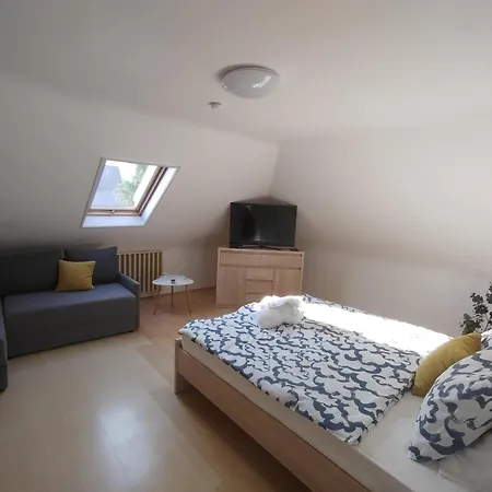 Jada Vendeghaz Apartment
